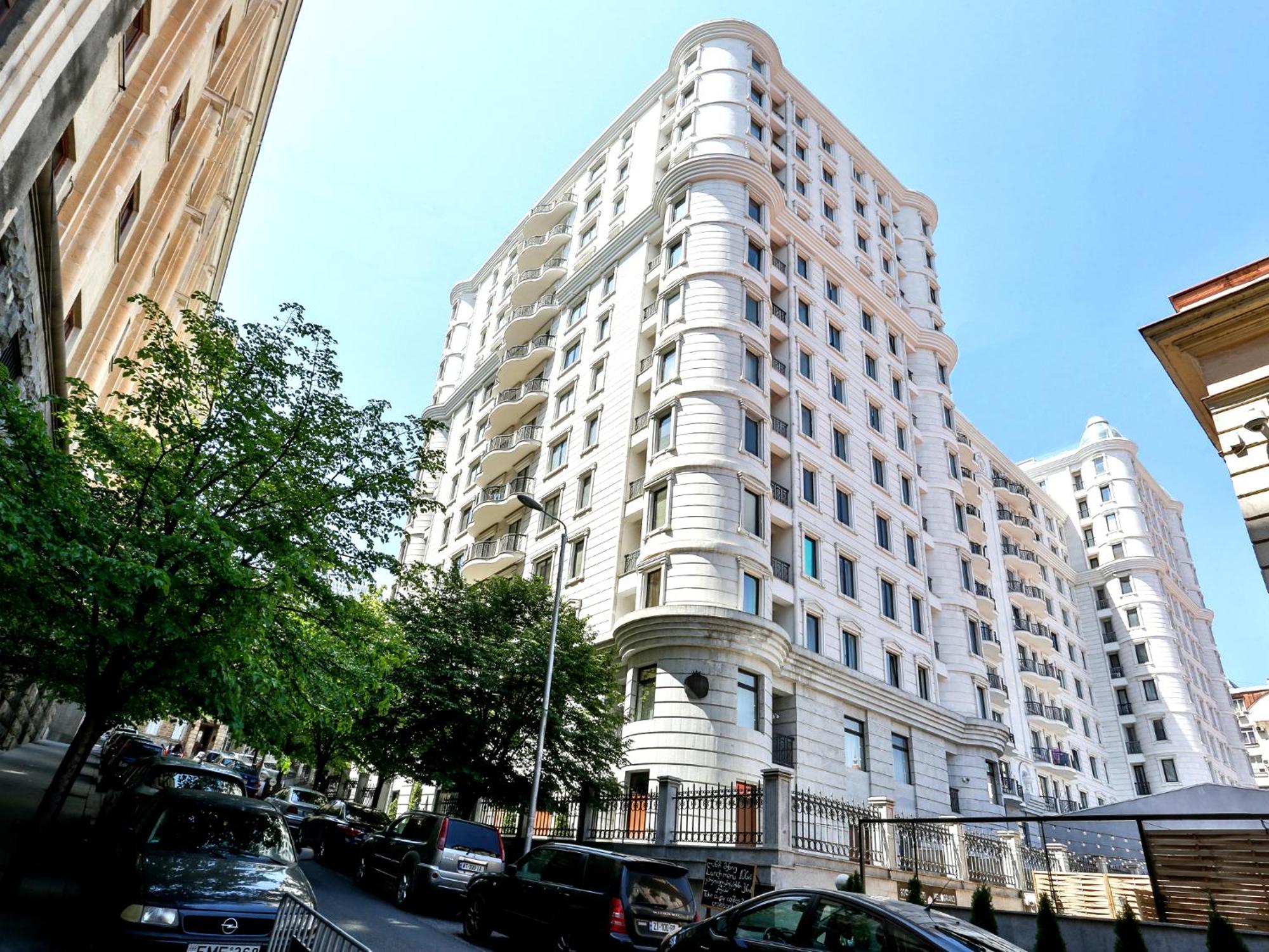 The Grand Apartment Lll Tbilisi Exterior photo